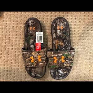 Men’s Under Armour slide sandals - size 13